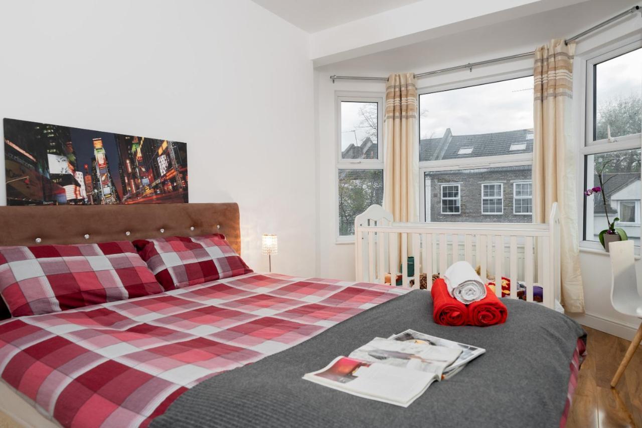 Villa The White House Londra Esterno foto